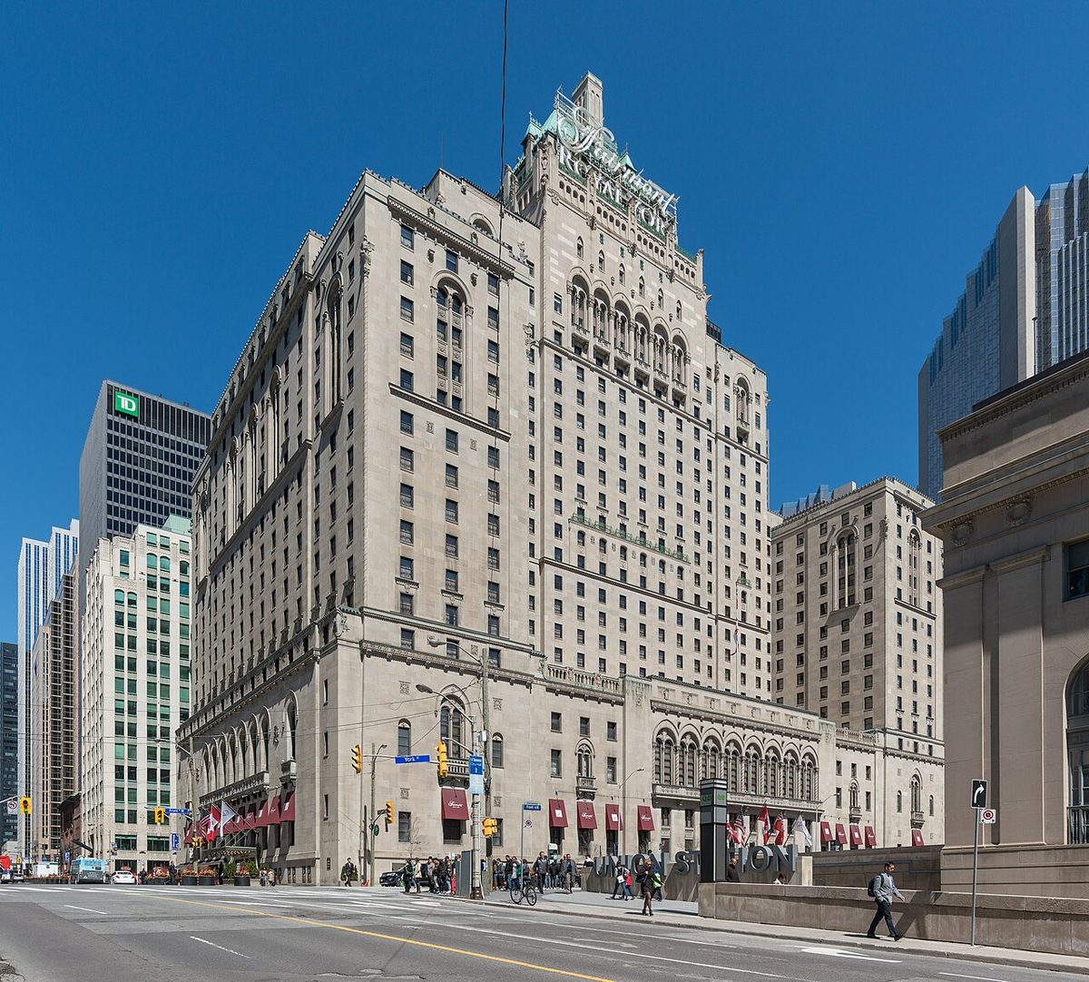 Fairmont Royal York, Downtown