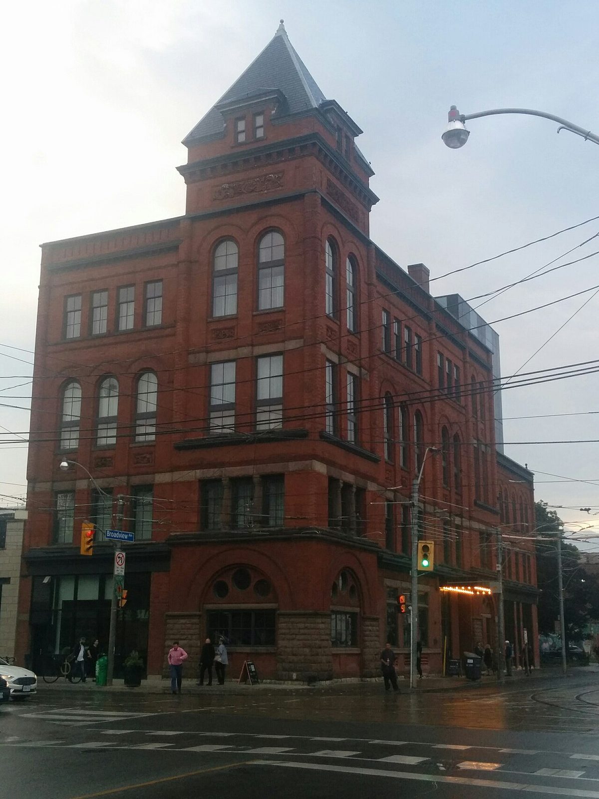The Broadview Hotel, Riverside