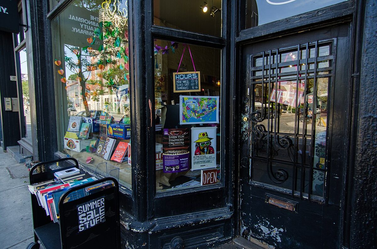 Type Books, Queen West